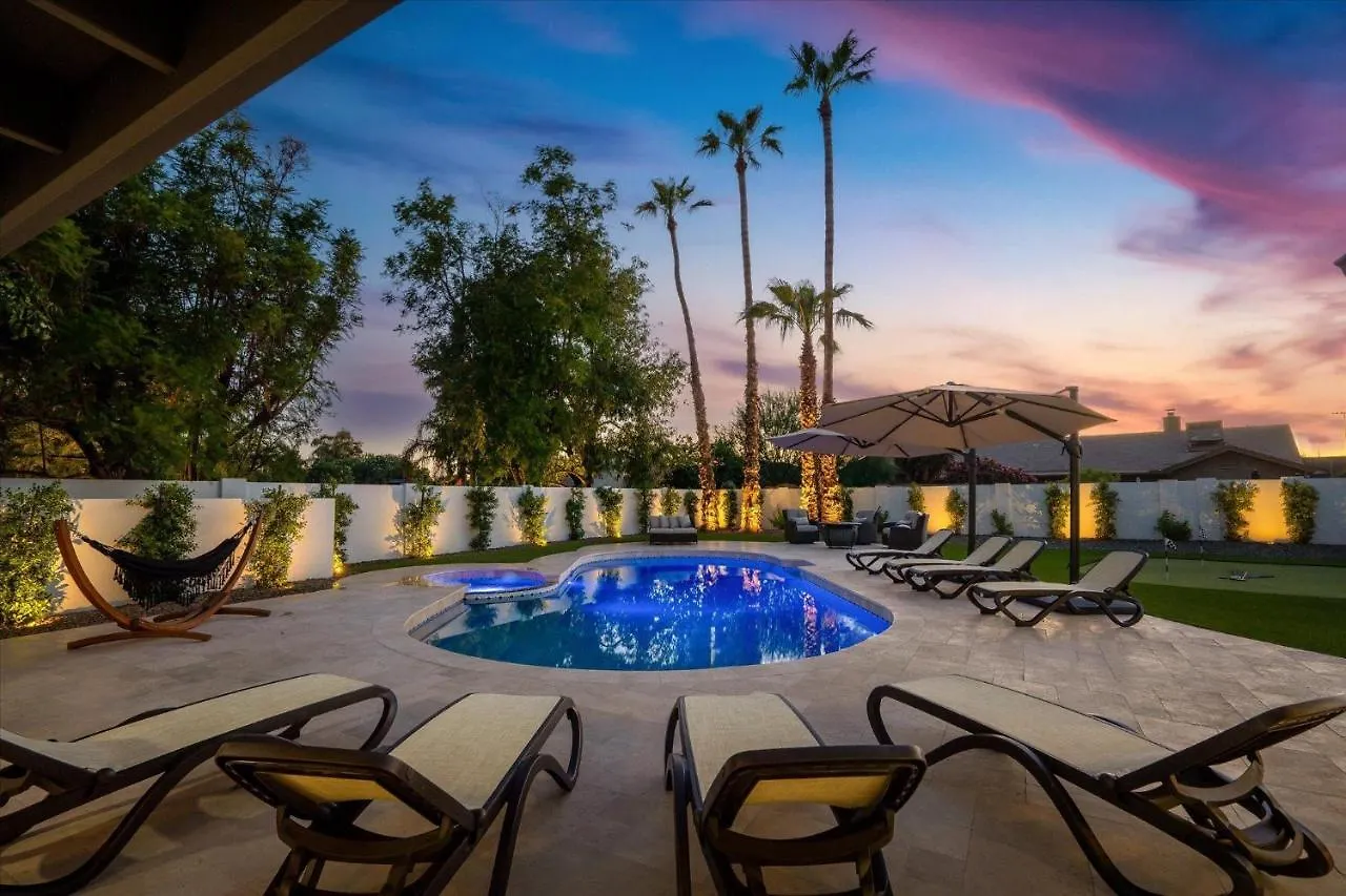 Holiday home The Twilight Tropics Villa Phoenix United States