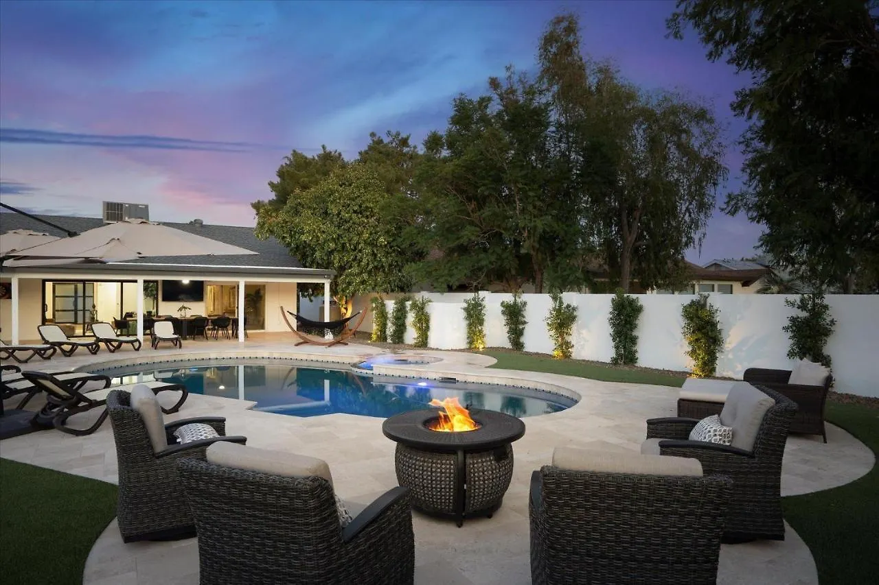 The Twilight Tropics Villa Phoenix
